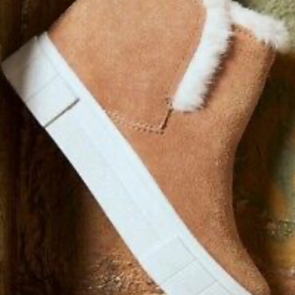 Dolce vita, Tan Winter Boots with Cream Fur